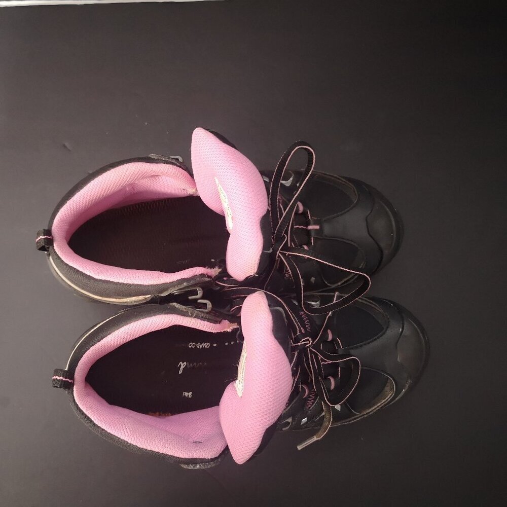 Wind River Ladies Size 8 Black w/ Pink Accents Tarantula Anti-Slip Hiking Boots - Picture 3 of 9